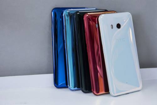 گوشی HTC U 11 رونمایی شد